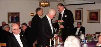 som är intresserade. Så vidtog rec i invigningsgraden för rec Håkan Claesson och Leif Möllerström. På sedvanligt högtidligt sätt.