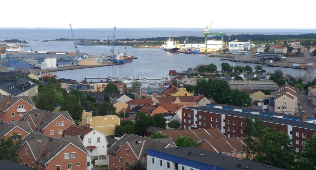 Inledning Sverigedemokraterna är ett socialkonservativt parti med nationalistisk grundsyn, som betraktar värdekonservatism och upprätthållandet av en solidarisk välfärdsmodell som de viktigaste