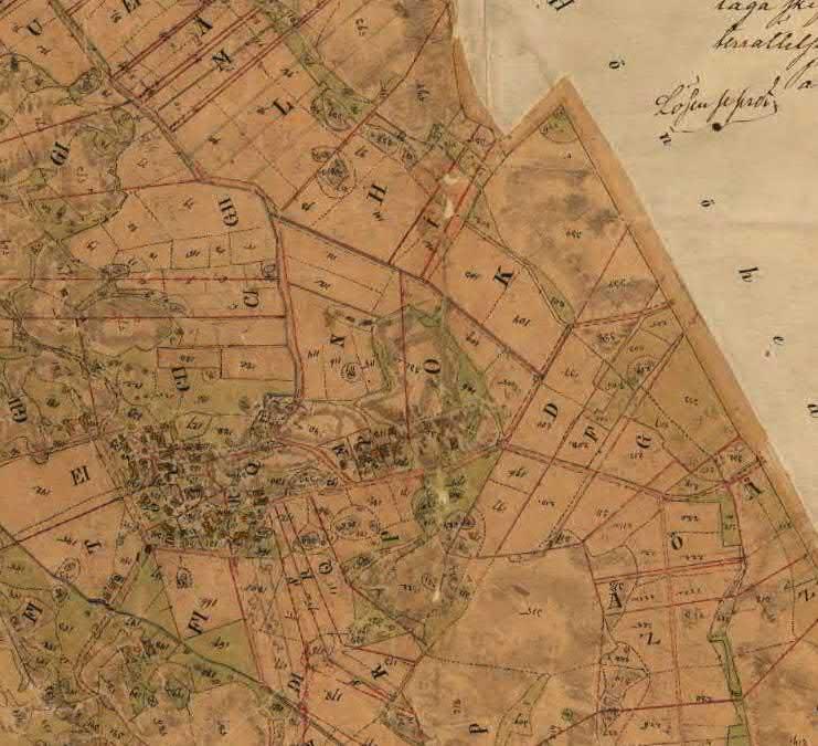 HISTORIK ALLMÄN FOLKSKOLA År 1842 infördes allmän folkskola i Sverige. Skolor och undervisning hade funnits innan dess men nu var tanken att alla barn skulle få utbildning.
