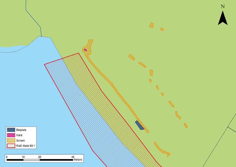 med ung tallskog, som avverkats inför undersökningen. Området ligger på mellan 305 och 310 meter över havet.