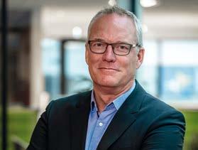 4 VD har ordet Hela vår idé andas hållbarhet Vi var fyra branschkolleger som startade det första Umia-bolaget i maj 2010. Vi verkade i en bransch som funnits länge och som är relativt konservativ.