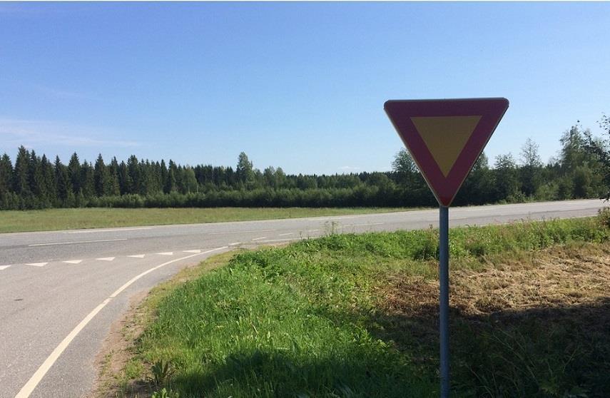Det lönar sig att utveckla stamvägarna! Stamväg 63: sträckan Evijärvi Kaustby Resten av vägen har förbättrats och trafiken har ökat. Vägen förkortar resan från Tammerfors till Uleåborg med ca 40 km.