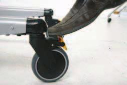 MaxMax Max Låsning Låsning av av hjulhjul Låsning av hjul Låsning avgenom hjul Hjulen låses genom att fotbroms aktiveras. Hjulen låses att fotbroms aktiveras.