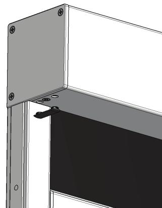 6 Stäng sidostyrningen Placera lockprofilen på nedre ändskyddet av sidostyrningen och haka fast den i sidostyrningen enligt ritningarna