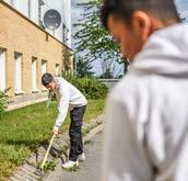 15 Mötet Ida och Melat har haft tät kontakt under stamrenoveringen. 20 Trygg i Huddinge På besök hos Kvinnojouren i Huddinge.