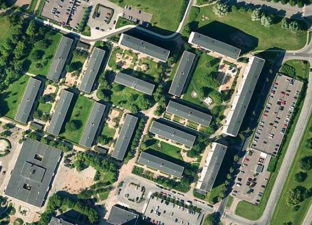 Riksbyggen Bostadsrättsförening Malmöhus nr 24 FosiedalsNytt Nr 3 Augusti 2019 Innehåll Ordföranden har ordet 2 Laddstolpar för el-bilar 7 Manfred Magnusson del 2 8