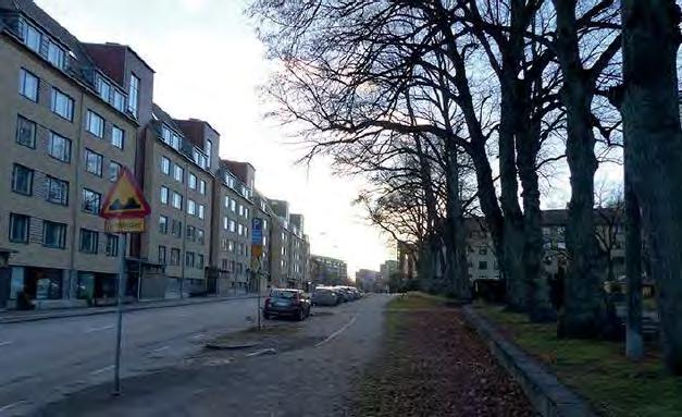 Två kyrkogårdar finns norr och sydost. Torås kyrkogård (1867) i norr med parkkaraktär, gena stråk samt stora träd. I sydväst ligger Örgrytes nya kyrkogård.