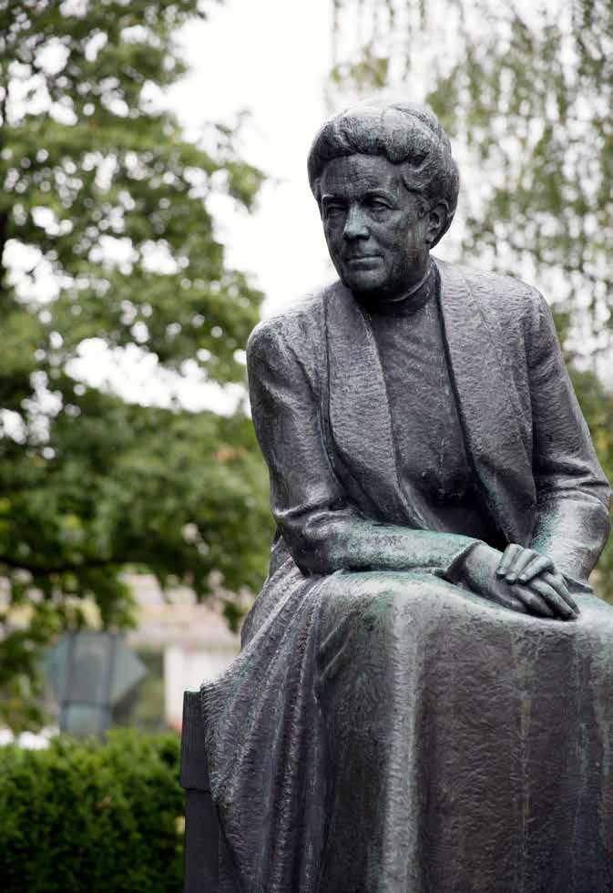 Har du upptäckt Tullholmsviken arlstads härliga nya stadsdel invid Vänern? Här har nya bostäder vuxit fram på en plats där det är enkelt att njuta av livet.