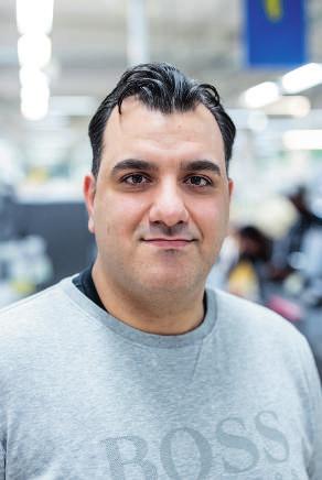 Med en så stor yta insåg Hussein Ganem snabbt att det inte bara krävdes ett enormt utbud av varor utan också förmågan att kunna erbjuda det stora antalet kunder bästa möjliga service som att ha