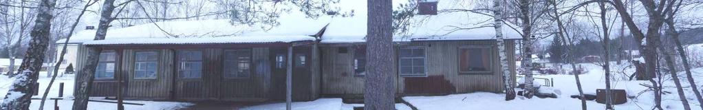 Utanför och väster om planområdet ligger en privat industrifastighet med bostadsenhet Nissafors 1:8.
