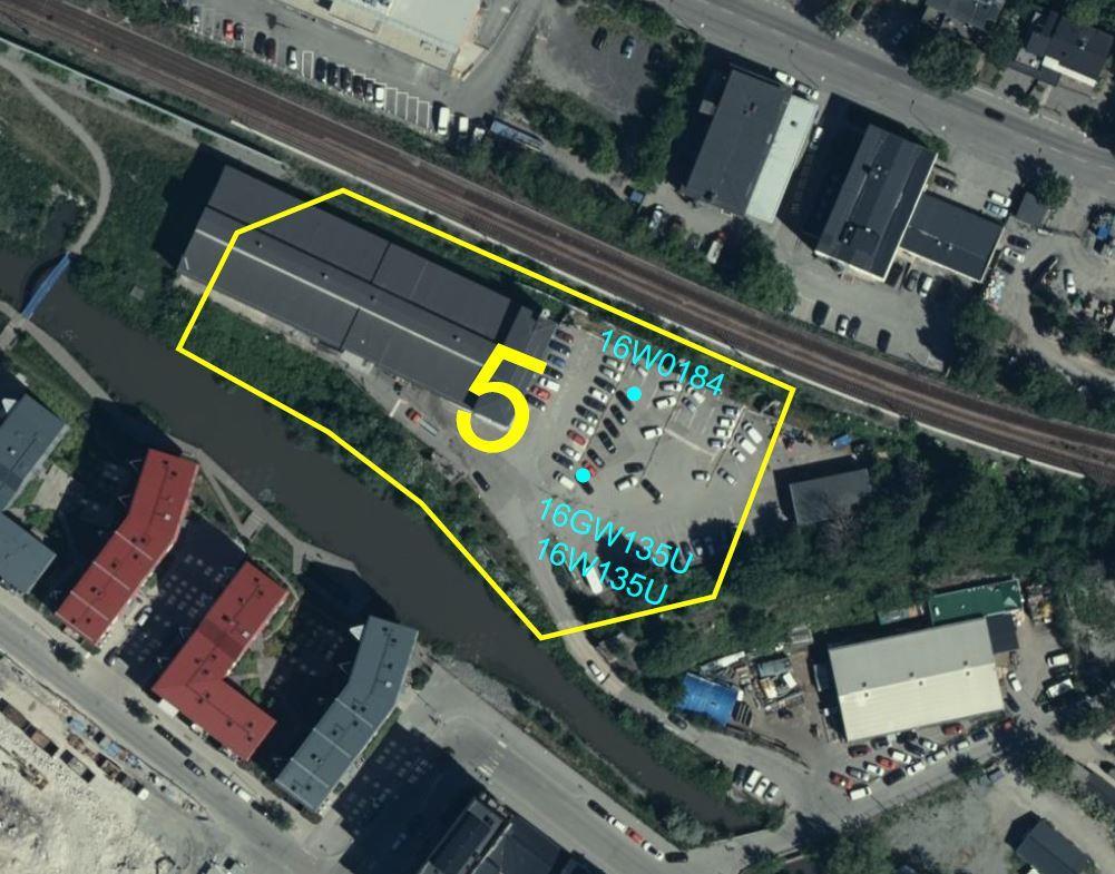 3.5 Delområde 5 Delområde 5 innefattar större delar av fastigheten Ängen 1. Delområdet ligger söder om järnvägen och norr om Bällstaviken.