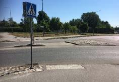 Trafikverket är väghållare för bilvägen, medan kommunen är väghållare för gångoch cykelbanan. Det gäller hela sträckan fram till Rännilsvägen.