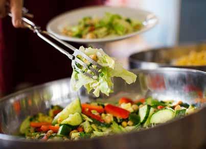 Nötköttet kommer främst från Sverige, Tyskland och Polen. Fisken som serveras är fångad från hållbara bestånd (MSC- märkt). Alla råvaror är GMO-fria (genetiskt modifierade organismer).
