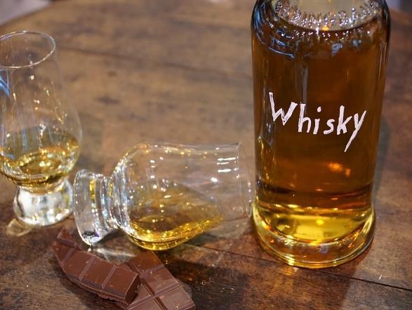 se eller 079-3410972 Pris 360 kronor Betaln senast 1 november Bg 391-3050 Whiskyprovning den 27 november kl 16.