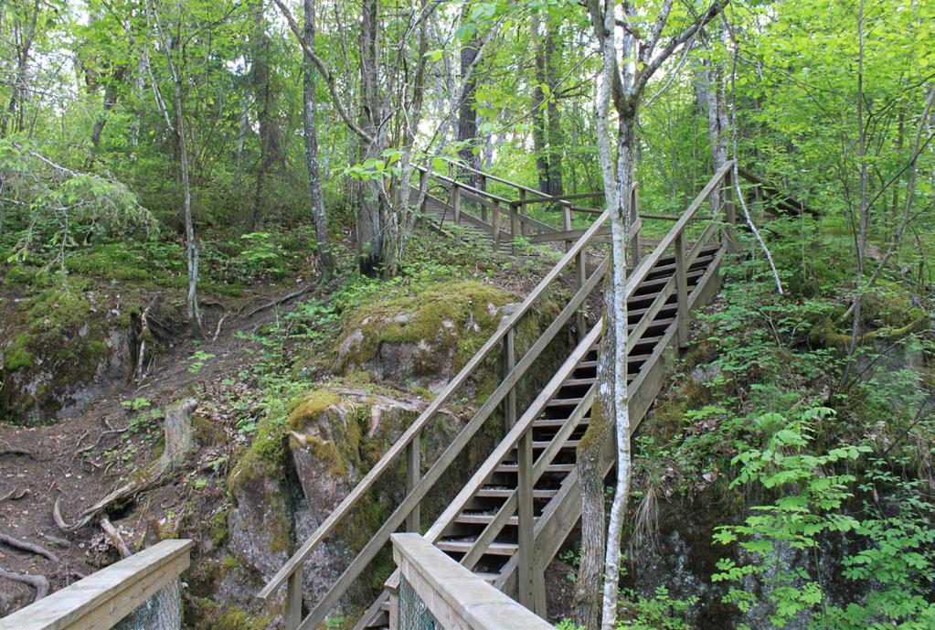 du kan ta med. Hitta till ravinen vid Kvarnbo Hågadalen-Nåsten börjar där staden slutar på Uppsalas västra sida.