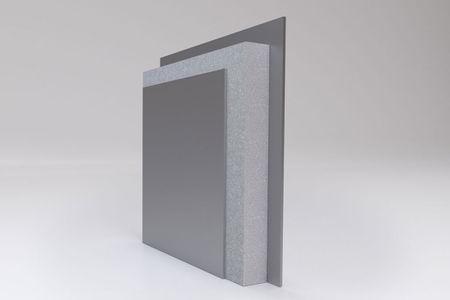 Personbilsinspirerad visirdesign och optimal runt-om-sikt Optimal isolering tack vare PUAL-teknik Helt plant undergolv Den stora