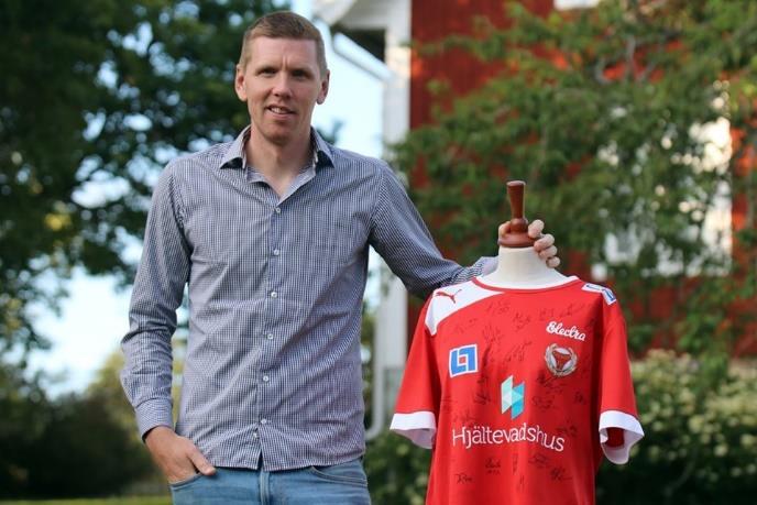 I vissa lag fanns det en riktigt god lagkänsla och kamratskap medan det i andra lag, särskilt på internationell nivå, var stor konkurrens mellan spelarna.