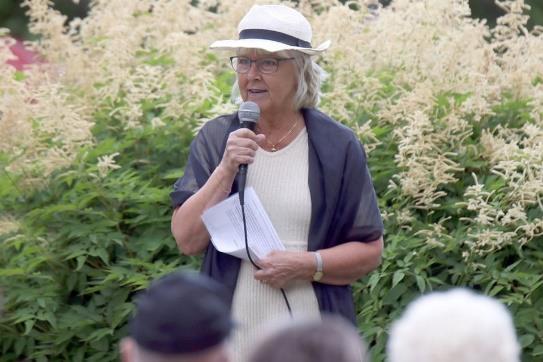 Många gissade att det blev något från romanen Sänkt sedebetyg eftersom den handlar o Vilhelm Mobergs skolgång i Påvelsmåla
