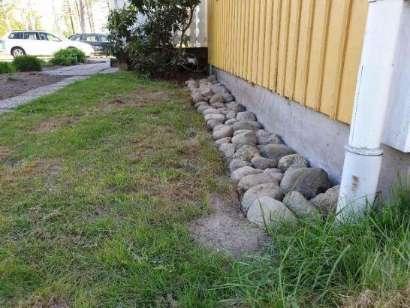 Terrängförhållanden: Övrigt: Trädgårdstomt Garage/Carport: Carport med vidbyggt förråd Besiktningsutlåtande 1. Insamling av upplysningar och handlingar 2.