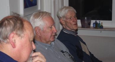 Låter nästan som en roman från 70-talet, men är ett kort referat från den filosofi-afton som hölls hemma hos broder Hans Flodén den 26 mars.