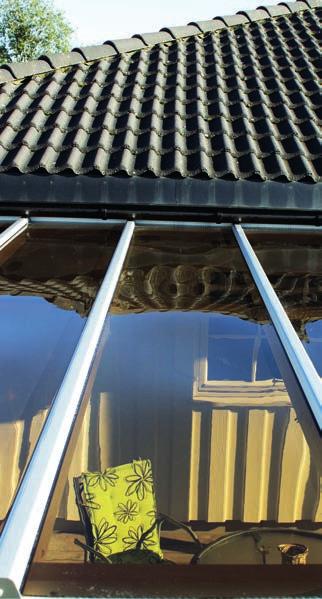 PLASTMO SUNGLAZE Med SunGlaze får du en vacker arkitektonisk taklösning, som levereras med eleganta och starka skarvprofiler i anodiserad aluminium.