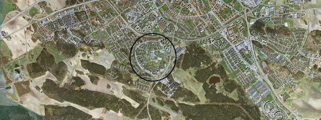 Miljonprogramsområdet Vilbergen Fig. 1. Översiktsbild över Norrköping södra utkant Vilbergen är ett miljonprogramsområde beläget cirka 50 meter över havet i Norrköpings södra utkant (Adell, 1979).