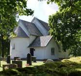 Idag populär vigsel- och dop. Gudstjänst kl 10 på söndagar. Från E4:an ta väg 132 från Huskvarna mot Lekeryd/Aneby. Kör mot Hakarp i rondellen.