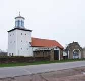 Audioguide. Väg 23 från Växjö kör mot Ramkvilla från Braås. Passera Ramkvilla mot Landsbro 16 km från Ramkvilla Kyrkan är uppförd 1846.