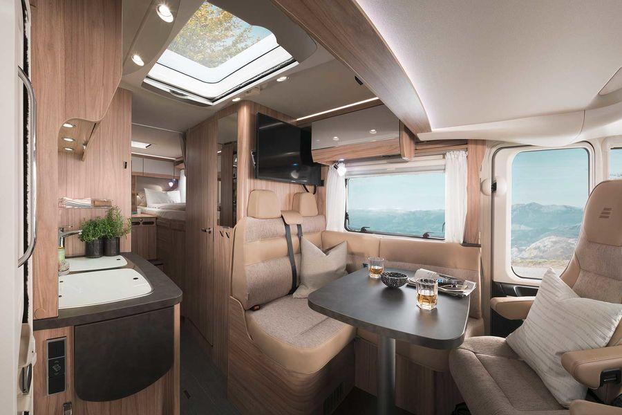 HYMER Exsis-i - Boendekomfort Mycket plats, mycket ljus, mycket liv.