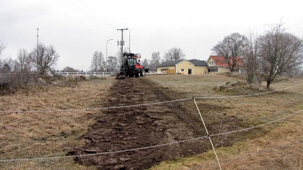 fmis.raa.se/fmis/ Lindberg, R & Persson, A. 2010. Sättuna-Säby. Arkeologisk utredning, etapp 1. Rapport 2010:77. Östergötlands länsmuseum. Avdelningen för arkeologi.