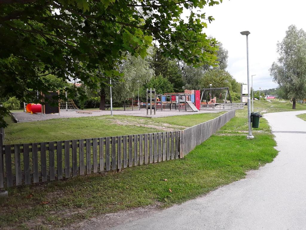 643L9 Lupingränd Fotbollsplan ska avvecklas.