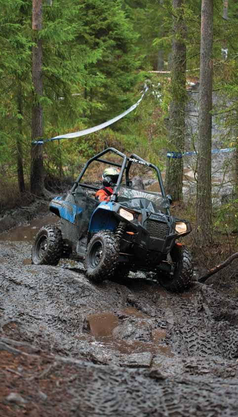 Terrängbanan som Polaris satt upp på Rudskogen var mer än tuff och ACE 570 tog sig igenom galant. om man ibland kunde känna ett behov utav Polaris EBS.