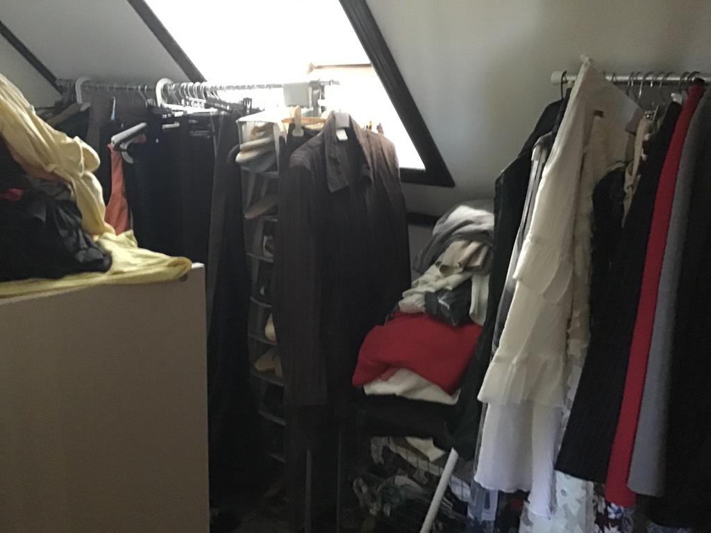 Walk In Closet Belamrat.