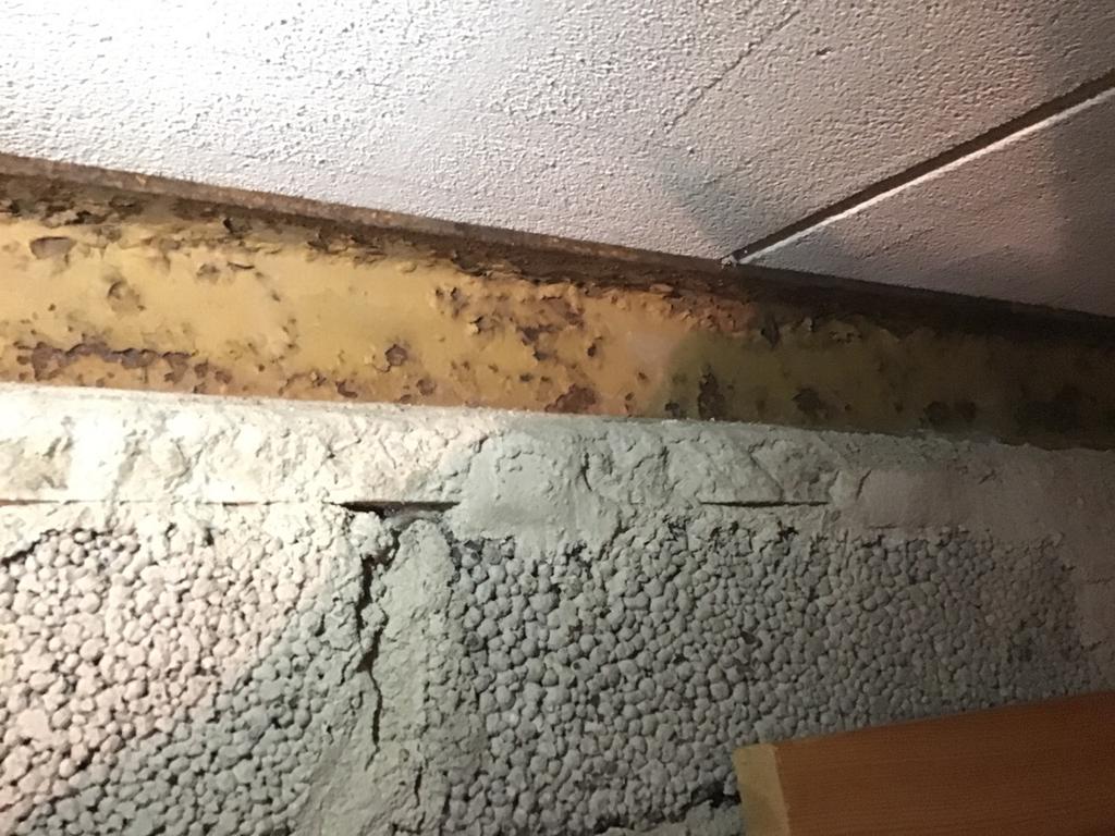 Allmänt Uteluftsventilerad källare Klimatet i en uteluftsventilerad källare beror på rådande utomhusklimat. Organiskt material i utrymmet fuktas upp under sommarhalvåret och torkar ut under vintern.