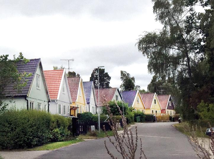 Bostadsbebyggelsens utformning Referensbilder Kring Träkvista dominerar idag småhusbebyggelse i form av friliggande villor, kedjehus och radhus. Bebyggelsen är småskalig och varierande.
