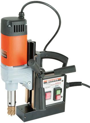 6 Magnetkraft (N) Kärnborr (Ø mm) Borrdjup Spiralborr max. Ø 17000 12.0-35.0 50.0 13.0 9.9 Magnetborrmaskin med permanentmagnetfot RB35-SP. Weldonsnabbchuck 19 mm.