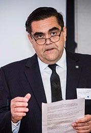 Hyllner är doktor i zoofysiologi och ad
