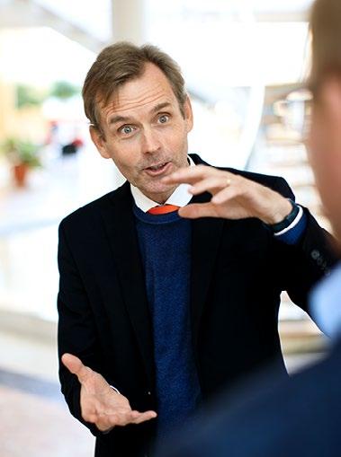 DIGITAL MARKNADSFÖRING Marknadsföring via digitala kanaler är komplext, svårnavigerat och kräver mer förberedelsearbete än de traditionella fysiska kanalerna.