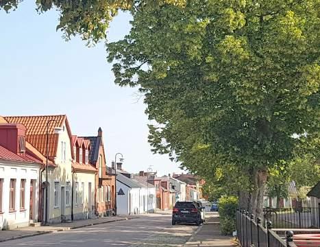 En gåvänlig och rekreativ stad är också en hälsosam stad som uppmuntrar till fysisk aktivitet och möten i det offentliga rummet och bidrar till människors fysiska och psykiska hälsa.