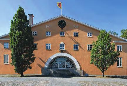 .. 0456-81 60 70 Konsthallen visar utställningar av samtidskonst. Ca. sju utställningar om året arrangerade av Konstförening. Även kulturcaféer med föredrag arrangeras.