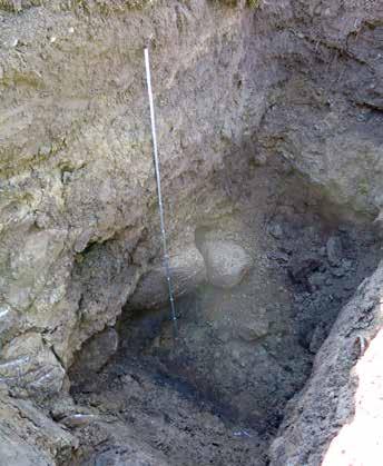 Kulturlagret framkom närmare 2 meter under