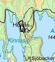 BESKRIVNING Området ligger avskilt inne i skogen med en knappt farbar väg som enda tillfart. Där ligger en gammal gård som nu är övergiven och markerna likaså.
