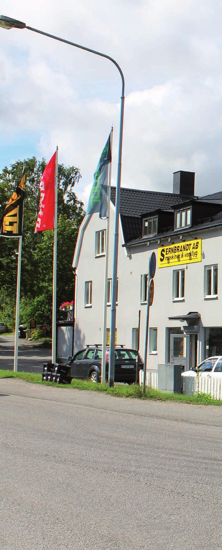 Besöksadress: Stationsvägen 17 Postadress: Box 2042, 141 02
