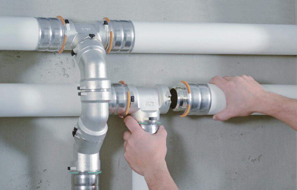 Ergonomiskt Hundratals kopplingsmöjligheter med bara några få komponenter Modulärt kopplingssystem Uponor RS modulsystemet för stammar och stråk i dimension 63-110 mm Uponor har även ett unikt