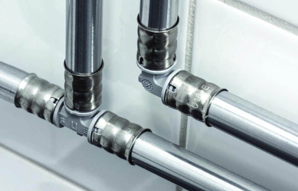 Ersätter förkromade kopparrör Låg vikt och enkelt att installera Kostnadseffektivt Uponor Metallic Pipe PLUS raderar ut den sista anledningen att installera tappvattensystem i metall Metallic Pipe