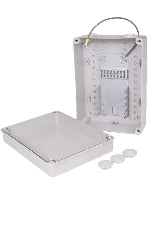 Kopplingsboxar och kopplingslådor Kopplingsbox i plast, 50-par Kopplingsbox i plast avsedd för 5st Krone-plintar. Boxen kan användas inomhus eller monteras i markskåp.