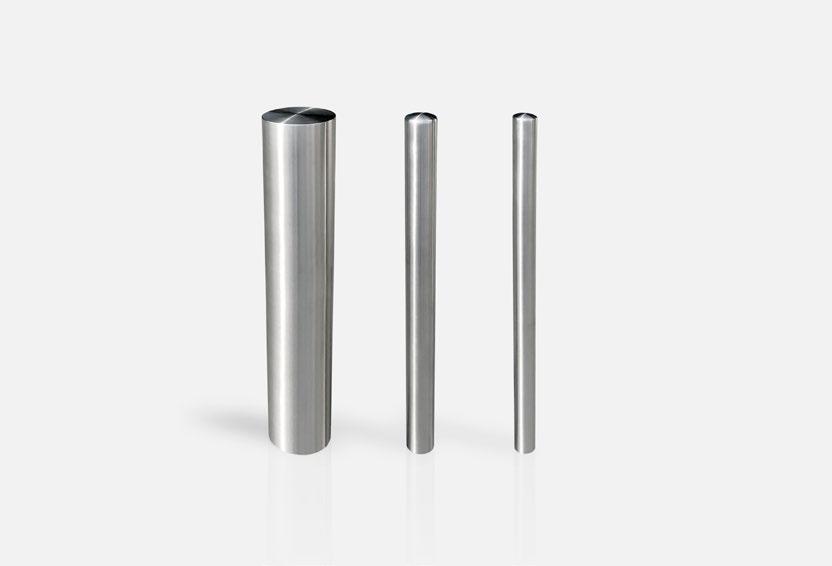 POLLARE AVENUE ROSTFRITT STÅL Bollard Avenue Stainless Steel Pollare i rostfritt stål med fin satin finish perfekt för vackra huvudentréer.
