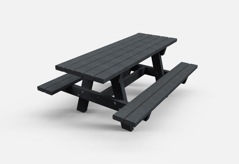 BÄNKBORD OSLO Picnic Table Oslo Bänkbord med klassiskt utseende i återvunnen plast och metallförstärkta bords- och sittytor.