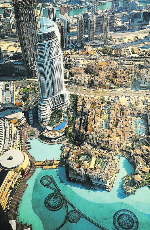 Hänga runt i Dubai, prova en av världens största nöjesparker och kika på populära hotell. Och det visar sig ligga mycket i vår vägvisares ord.