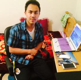 SIDA 9 INSATS OKTOBER 2019 YILIYASIJIANG REHEMAN 24-åriga Yiliyasijiang Reheman och hans fru Mairinisha Abuduaini är uigurer från den kinesiska självständiga regionen Xinjiang.